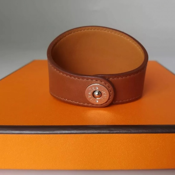 💯 Authentic Vintage Hermès Ex-libris Cuff Leather Bracelet in Great Condition - Picture 8 of 9